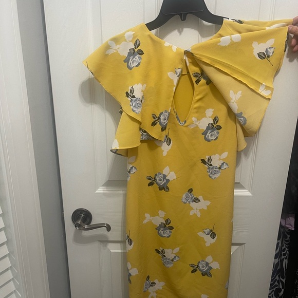 Madison Yellow Floral Asymmetrical Dress - Picture 5 of 7